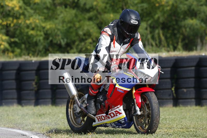 /45 10.08.2025 Plüss Moto Sport ADR/Einsteiger/730